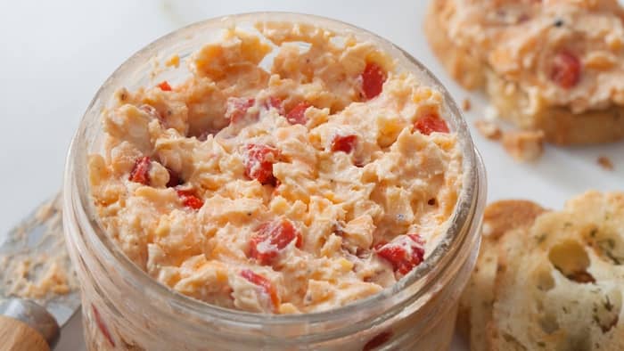  Can I freeze pimento cheese?